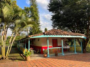 Aed väljaspool majutusasutust Hotel Pueblito Cafetero