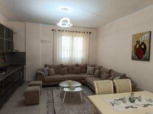 Panoramic Krujë Escape BAMI的休息区