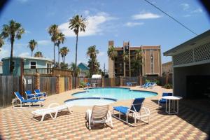 Πισίνα στο ή κοντά στο VDM 408 Studio next to beach access Pool