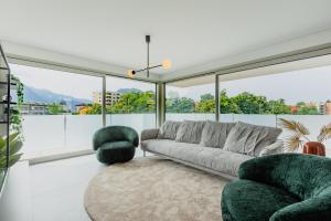 Platinum - Luxury Suite的休息区