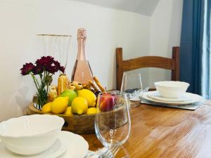 Gambar di galeri bagi AM Victorian House di Luton