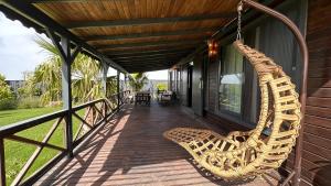 Balkón nebo terasa v ubytování Flu Alaçatı Tiny House Otel