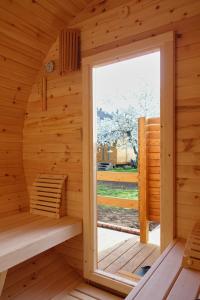 Fotografie z fotogalerie ubytování Romantická jurta s wellness Pohoda Relax v destinaci Mladá Boleslav + 13 fotografií