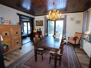 Posezení v ubytování Haus zum Hirschen