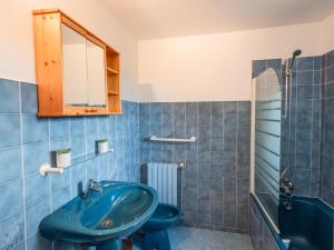 Ένα μπάνιο στο L Aiguillou +26 φωτογραφίες