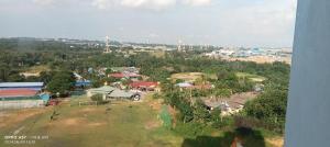 een luchtfoto van een stad met huizen en bomen bij Lylinz sierra heights in Pasir Gudang