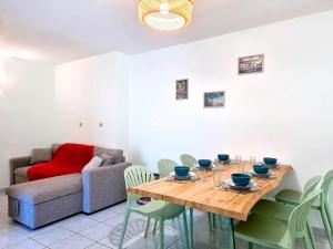 Posezení v ubytování Noulakaz - T3 à Saint-Denis - La Montagne