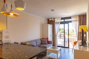 Posezení v ubytování Panoramic View Sunflower By Dream Homes Tenerife