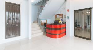 Vstupní hala nebo recepce v ubytování RedDoorz @ Raj Inn Guimaras