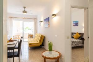 A seating area at Costamar Oceanview By Dream Homes Tenerife
