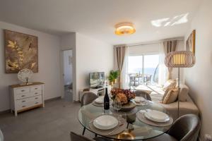 Posedenie v ubytovaní Sunset Bay Apt By Dream Homes Tenerife