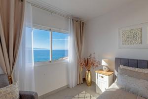 Posedenie v ubytovaní Sunset Bay Apt By Dream Homes Tenerife