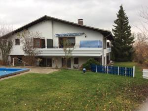 Bazén v ubytování Hotel Del Sol nebo v jeho okolí