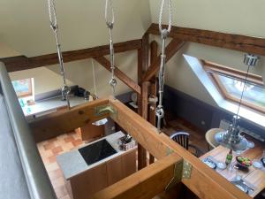 Fotografie z fotogalerie ubytování Dachgeschossloft mit Aussicht ins Erzgebirge v destinaci Gornsdorf + 24 fotografií