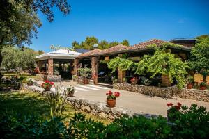 Vonkajšia záhrada v ubytovaní Amadria Park Apartments Šibenik