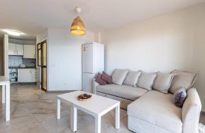 Kuchyň nebo kuchyňský kout v ubytování Great View Apt By Dream Homes Tenerife + 14 fotografií