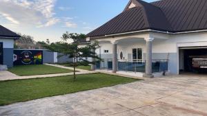 Budova, kde se vila nachází