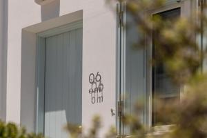 Фотография из галереи Om Living Milos в городе Поллония