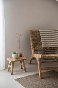 Гостиная зона в Om Living Milos