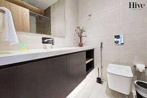 Bany a 7 by Aurora 207