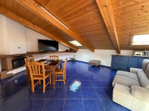Μια τηλεόραση ή/και κέντρο ψυχαγωγίας στο Casa vacanze La Terrazza