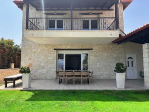 Balkón nebo terasa v ubytování Four Seasons - The Eco Friendly Villa