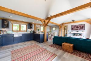 Dapur atau dapur kecil di The Lodge at Leigh +28 gambar