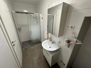 Koupelna v ubytování A-Rooms Serviced Accommodation in Mostar