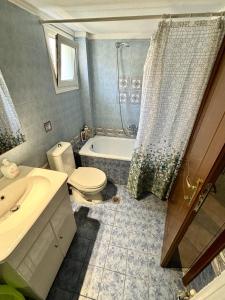 Koupelna v ubytování MIna Apartments 2 Nea Kallikrateia