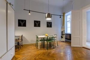 Fotografie z fotogalerie ubytování Super Central Apartment v Budapešti + 34 fotografií