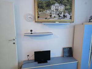 Μια τηλεόραση ή/και κέντρο ψυχαγωγίας στο POMORIE Paradise Blue Bay