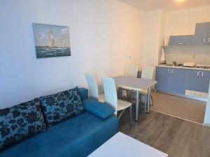 Η κουζίνα ή μικρή κουζίνα στο POMORIE Paradise Blue Bay