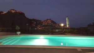Basen w obiekcie Villa Victoria, Taormina lub w pobliżu