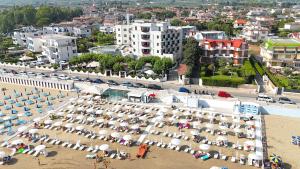 Pláž u hotelu