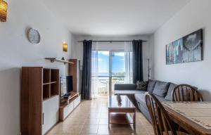 Posezení v ubytování Oceanfront Paraiso Apt By Dream Homes Tenerife