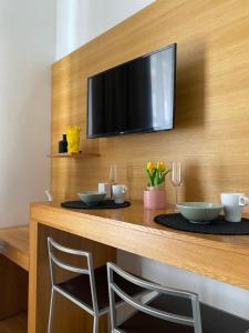 A television and/or entertainment centre at Golem