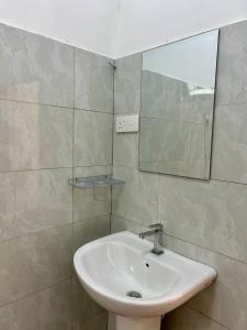 Koupelna v ubytování Shadow Homestay