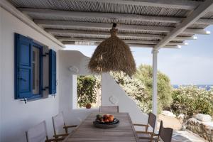 Balkón nebo terasa v ubytování Bougainvillea Comfort Villa Mykonos
