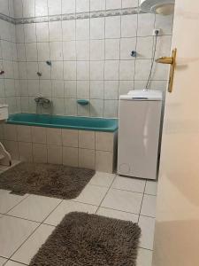 Ένα μπάνιο στο Csalogány Vendégház