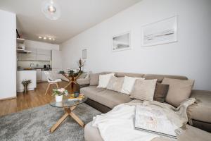 Posedenie v ubytovaní Prague Days - Bright Apartment - Balcony - Private Parking