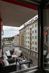 Balkón alebo terasa v ubytovaní Prague Days - Bright Apartment - Balcony - Private Parking