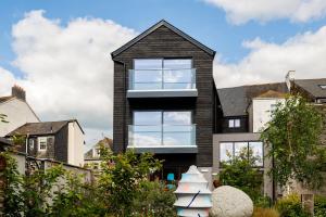 Gallery image of The Atelier Apartment in Kingsbridge