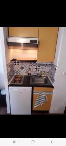 Imagem da galeria de Joli studio pour vacances à la montagne em Font Romeu Odeillo Via