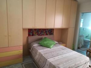 Cama ou camas em um quarto em B&B Is Pranus a Mari Casa Privata