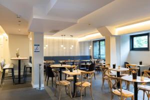 Un restaurant sau alt loc unde se poate mânca la Hotel Universal