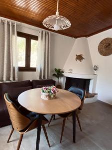 Posezení v ubytování Moxy Paxos - Cozy Home