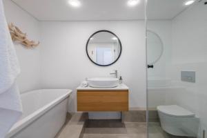 Ένα μπάνιο στο 7 Sun Centre +8 φωτογραφίες