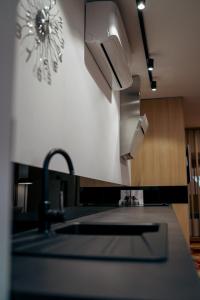 Kuchyňa alebo kuchynka v ubytovaní Apartmán RICHELIEU