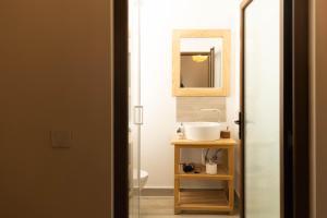 Φωτογραφία από το άλμπουμ του Zaz HOME σε Sasca Română