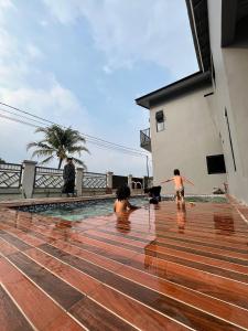 Kolam renang di atau di dekat Villa Cassandra